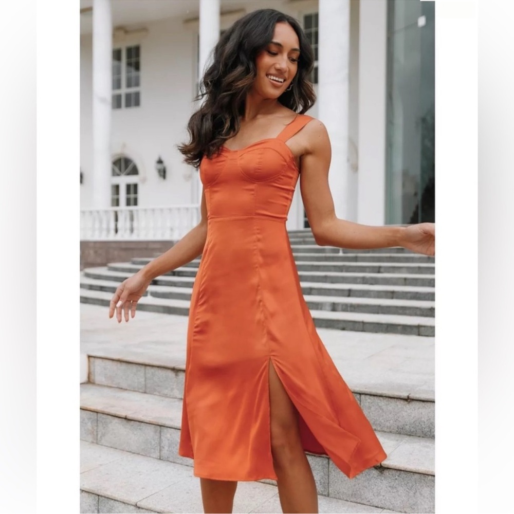 Petal & pup NWT Siobhan midi dress rust silky fabric sweetheart neck slit
